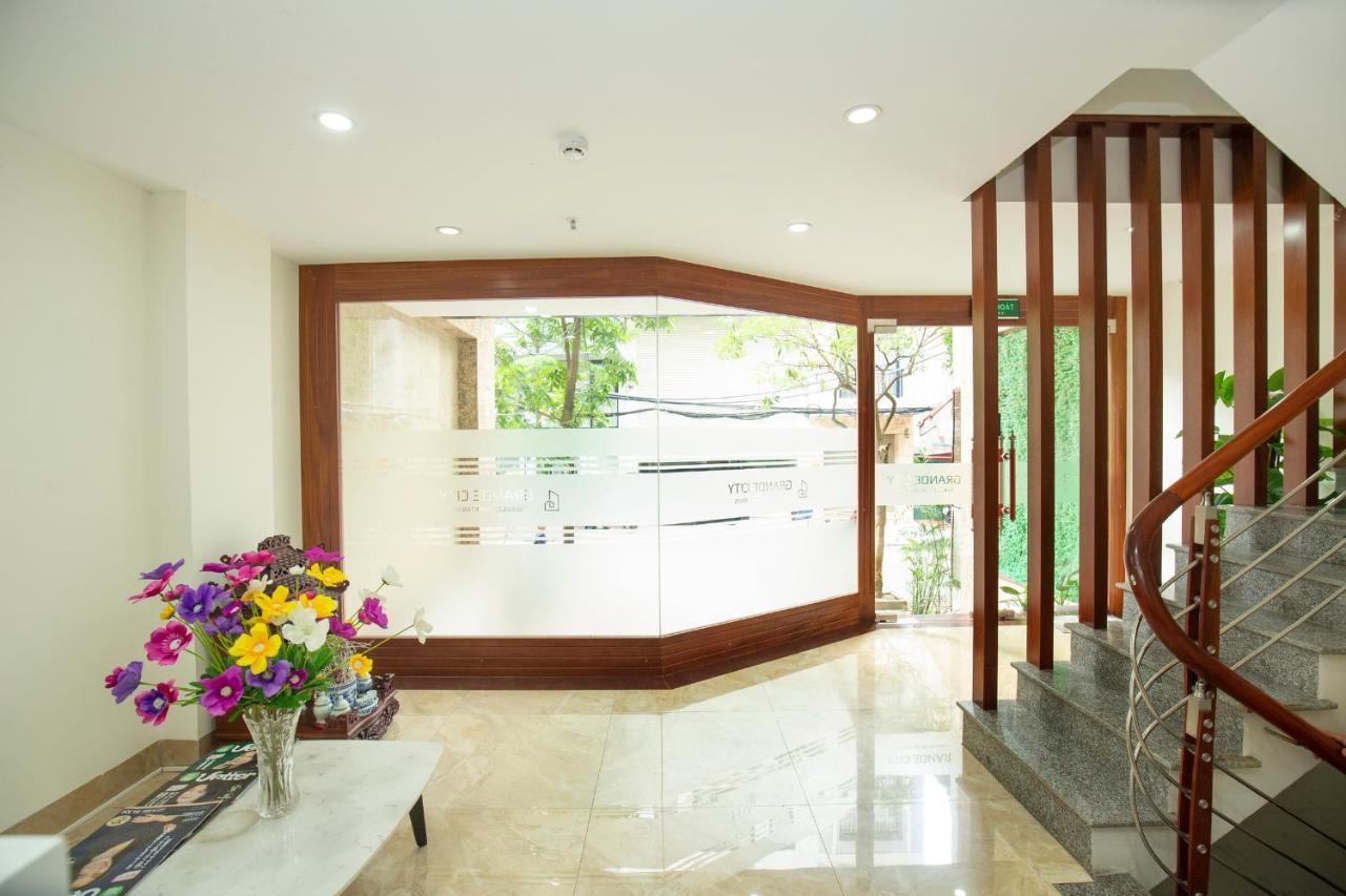 Sumitomo10 Apartment - Lane 12 Dao Tan Street Hanoi Buitenkant foto