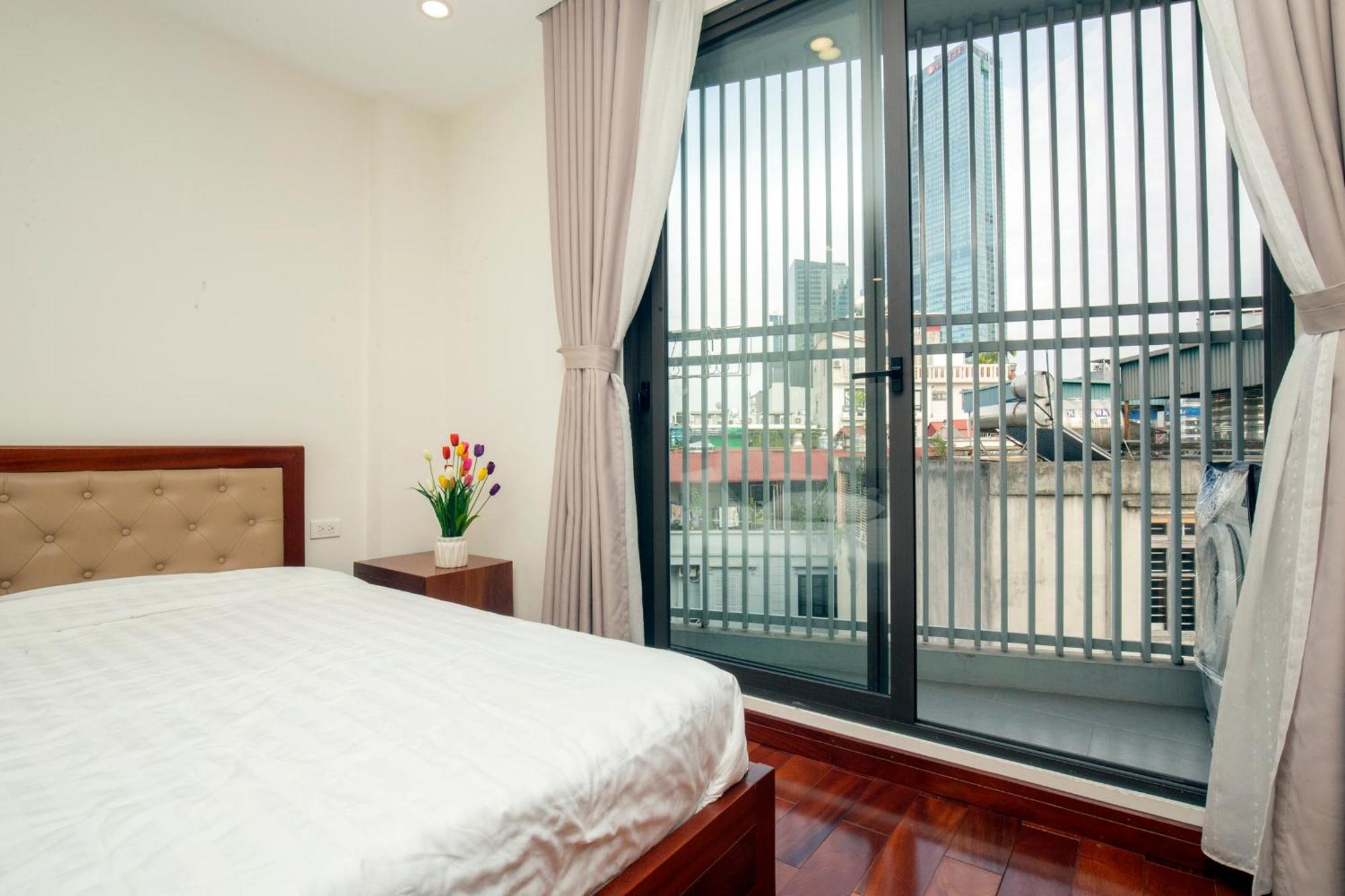 Sumitomo10 Apartment - Lane 12 Dao Tan Street Hanoi Buitenkant foto