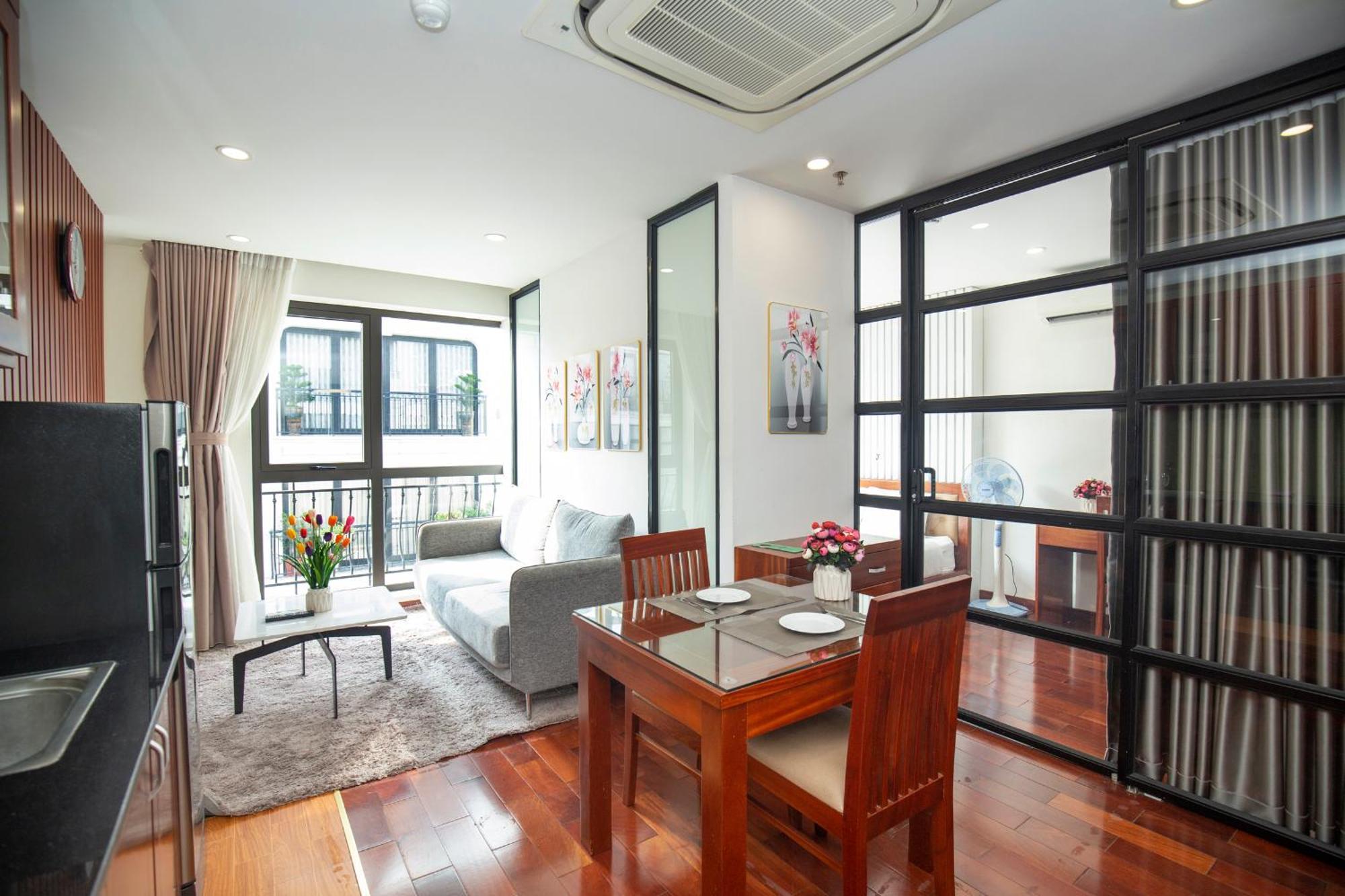 Sumitomo10 Apartment - Lane 12 Dao Tan Street Hanoi Buitenkant foto